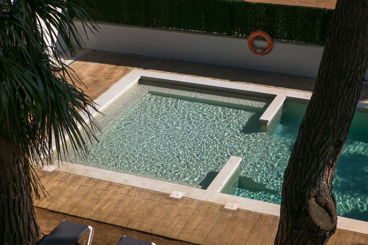 Rvapartaments Benelux Castell-Castell-Platja d'Aro Extérieur photo